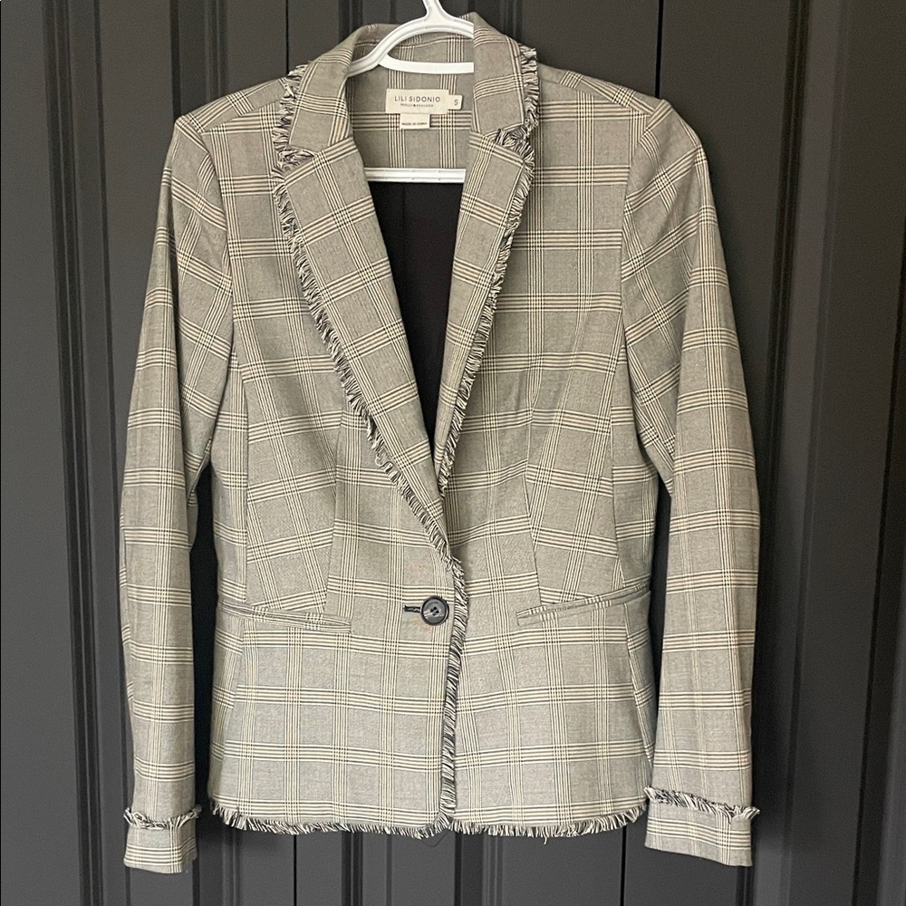 Molly Bracken Women's Gray Plaid Blazer